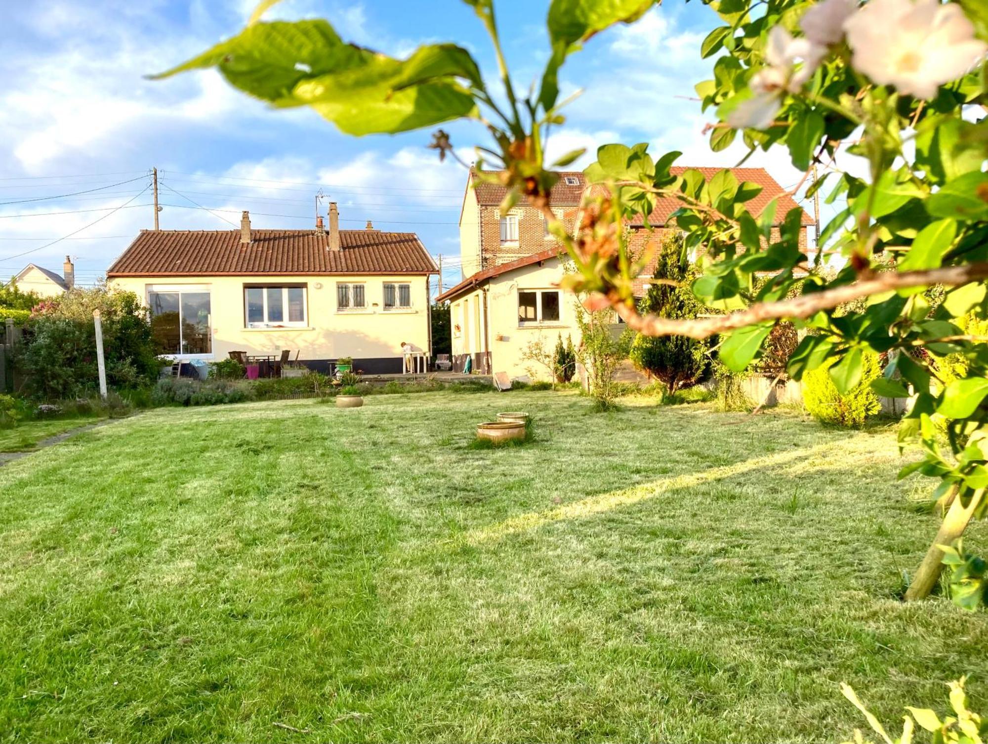 Gite De La Chapelle Dieppe Bagian luar foto
